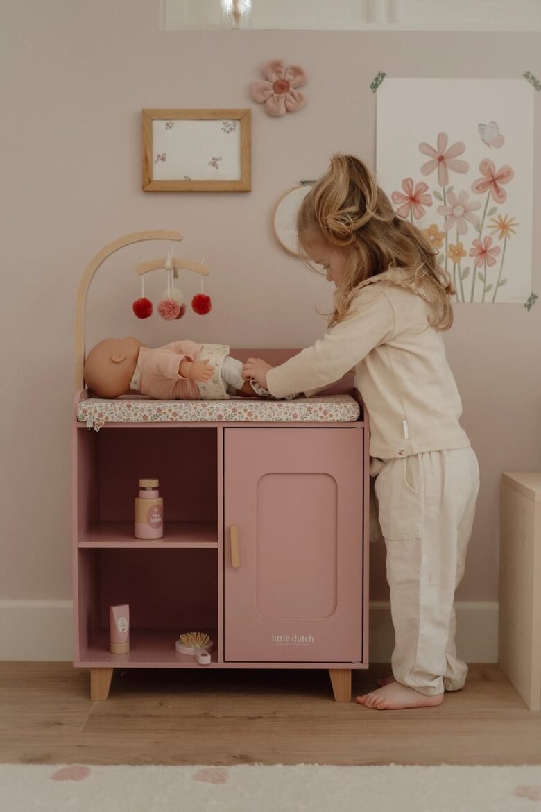 Little Dutch Doll Changing Table FSC 2520